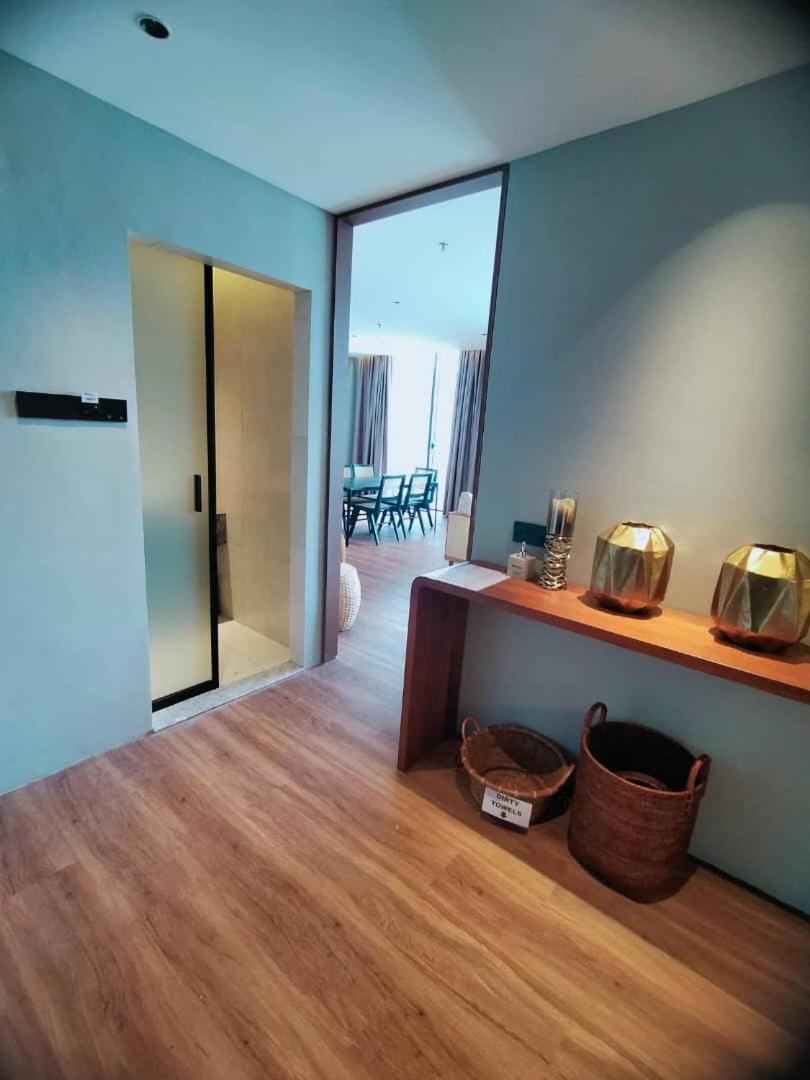 Roxy Beach Resort Sematan Eksteriør bilde