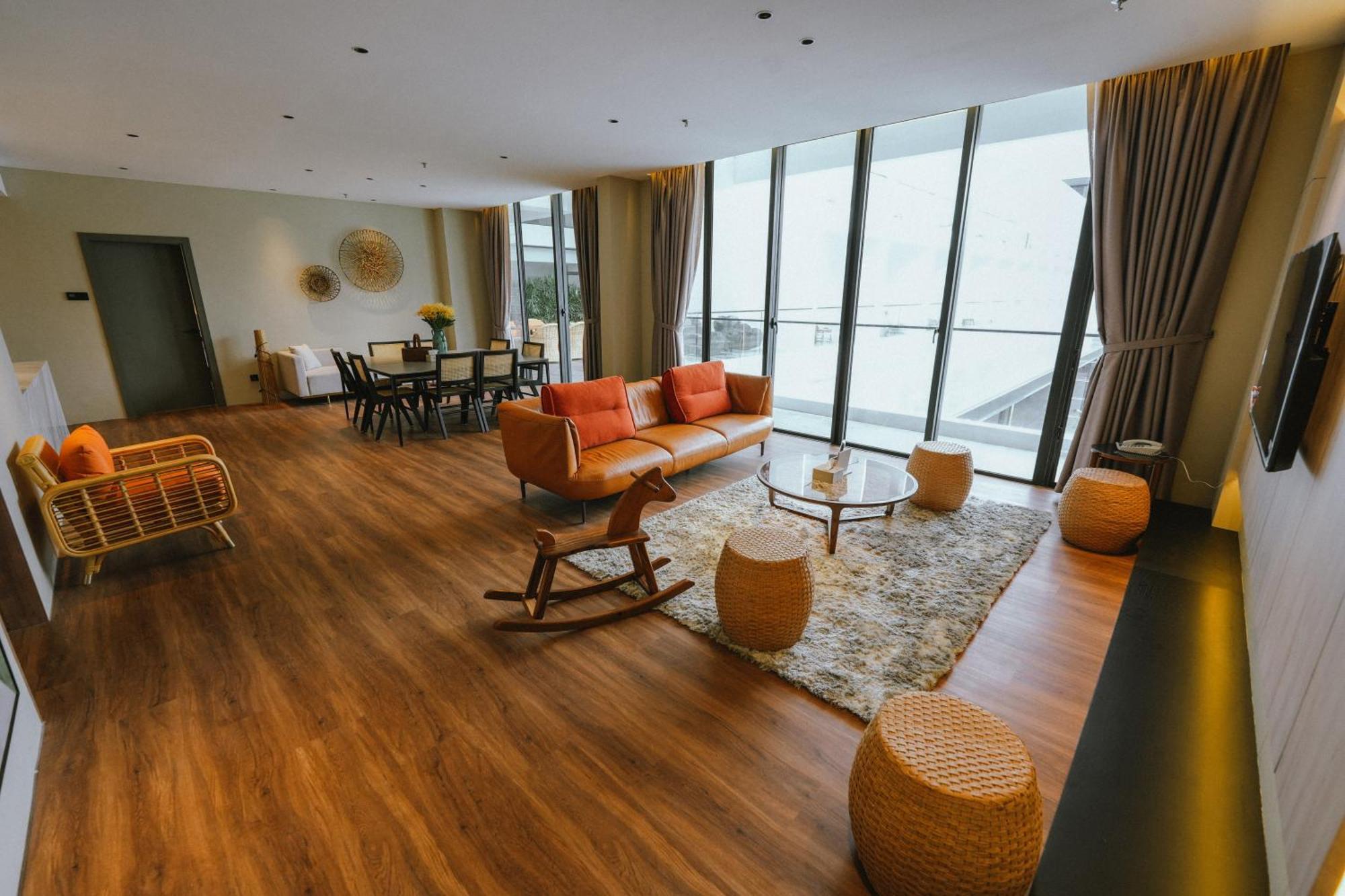 Roxy Beach Resort Sematan Eksteriør bilde